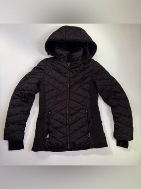 Nautica Black Quilted Hooded Ribbed Puffer Jacket Women’s Medium
